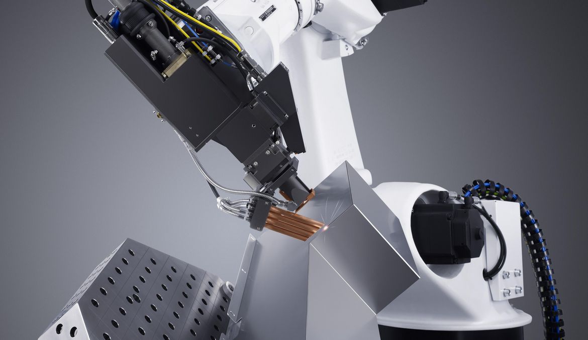 Robotic welding with TRUMPF focusing optics